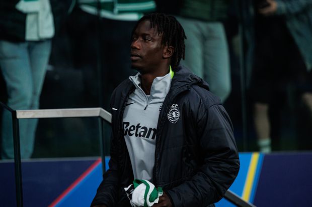 Faye ainda não teve estatuto de titular desde que chegou a Alvalade - Foto: IMAGO