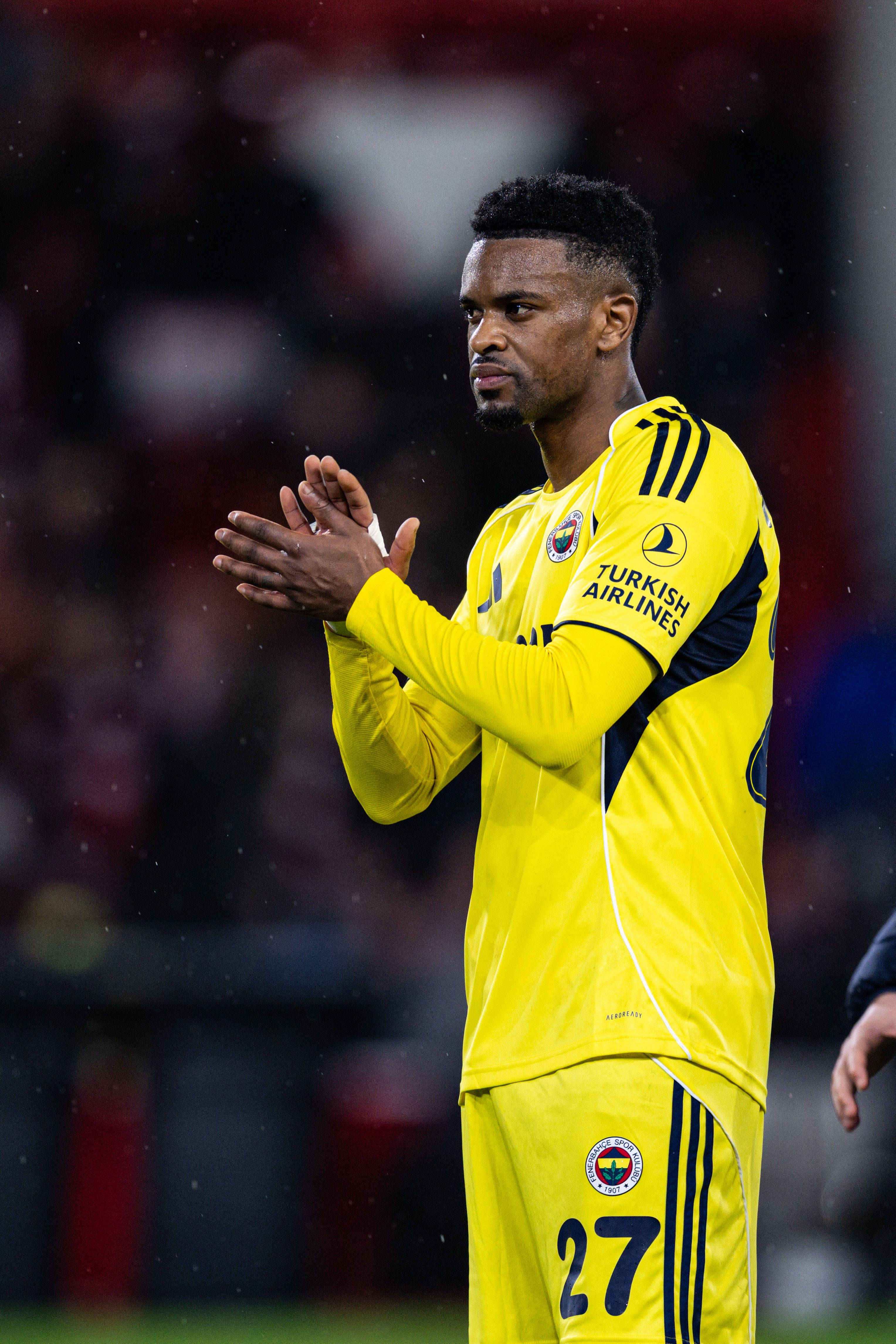 10. Nélson Semedo - 40 milhões de euros - Em 2017/18 saiu do Benfica para o Barcelona