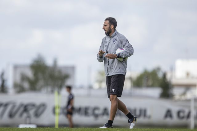O treinador dos conquistadores, Gil Lameiras - Foto: Vitória de Guimarães