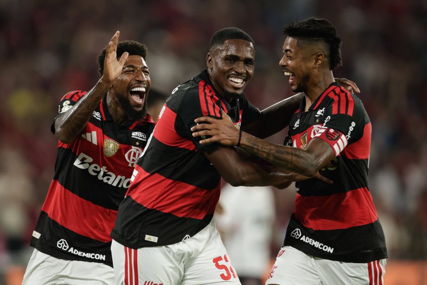Festa dos jogadores do Flamengo frente ao Vitória (IMAGO)