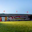 Tifo de homenagem a Carla Whittie: «Carla, ícone do clube. Obrigado por tudo» - Foto: Go Ahead Eagles