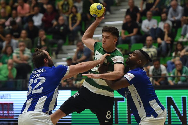 EM DIRETO: Sporting e FC Porto disputam final da Taça de Portugal