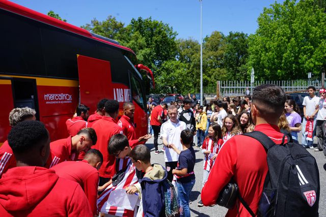 Mais de duas centenas no Algarve para apoiar o Aves SAD
