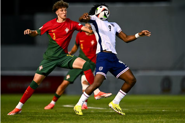 Europeu sub-17: Portugal-Inglaterra, siga em direto