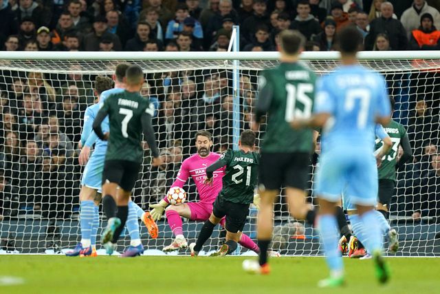 A história do guarda-redes que tem 11 troféus com dois jogos disputados, um deles... frente ao Sporting