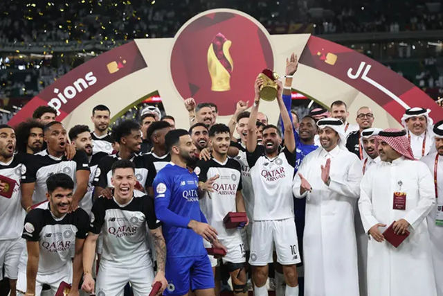 Ex-FC Porto marca golo da vitória na final da Taça do Emir (vídeo)