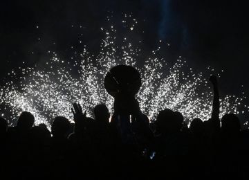 Nápoles em êxtase com o 'scudetto': a festa do campeão italiano (vídeos)
