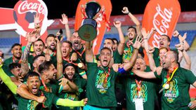 Portugueses do AEK Larnaca vencem Taça do Chipre à custa de Domingos Quina