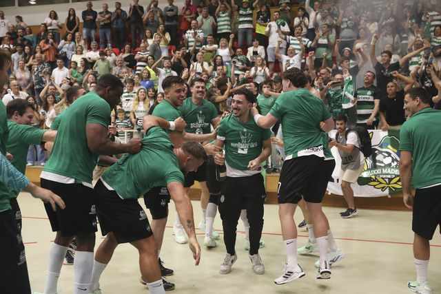 Na festa dos campeões só há um mote: «Queremos mais!»