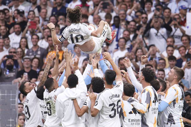 Luka Modric sobre o adeus a Madrid: «Onde chorei menos foi no relvado»