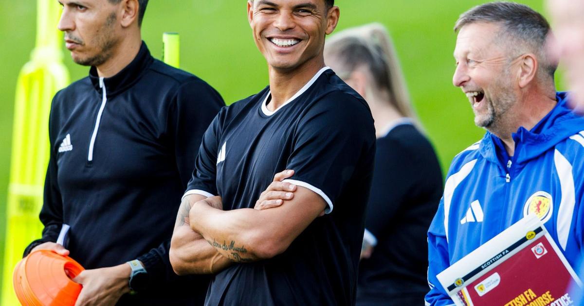 Depois de deixar o FC Porto, Thiago Silva tira curso de treinador na Escócia