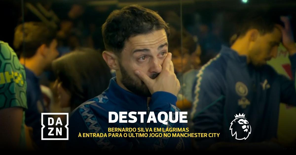 Bernardo Silva não esconde as lágrimas à entrada para o adeus ao Man. City