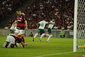 Palmeiras, de Abel Ferreira, saiu vitorioso da visita ao Flamengo, de Leonardo Jardim