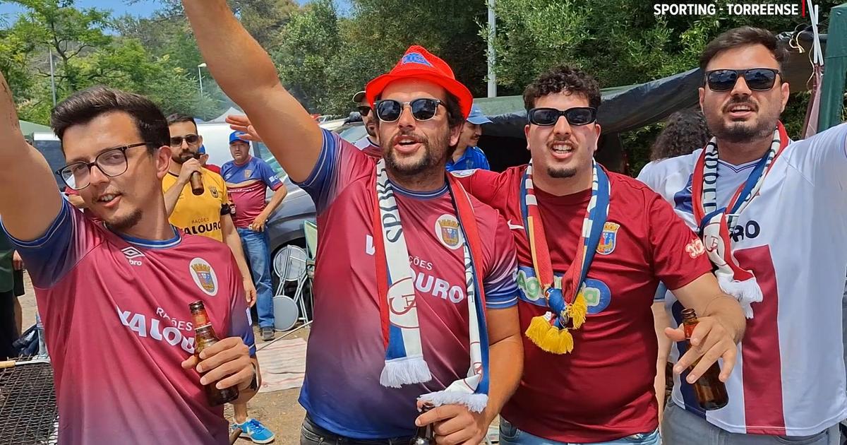 Adeptos do Torreense aquecem as vozes antes da grande final