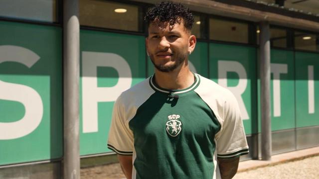 ‘Marcou, marcou’... Luis Suárez arrisca o refrão da sua música