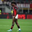 Milan perde em casa e está fora da Champions