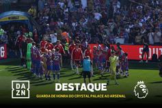 O campeão Arsenal teve direito a guarda de honra do Crystal Palace