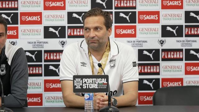 Luís Tralhão recorda promessa: «Se ganharmos, vou a pé para casa...»