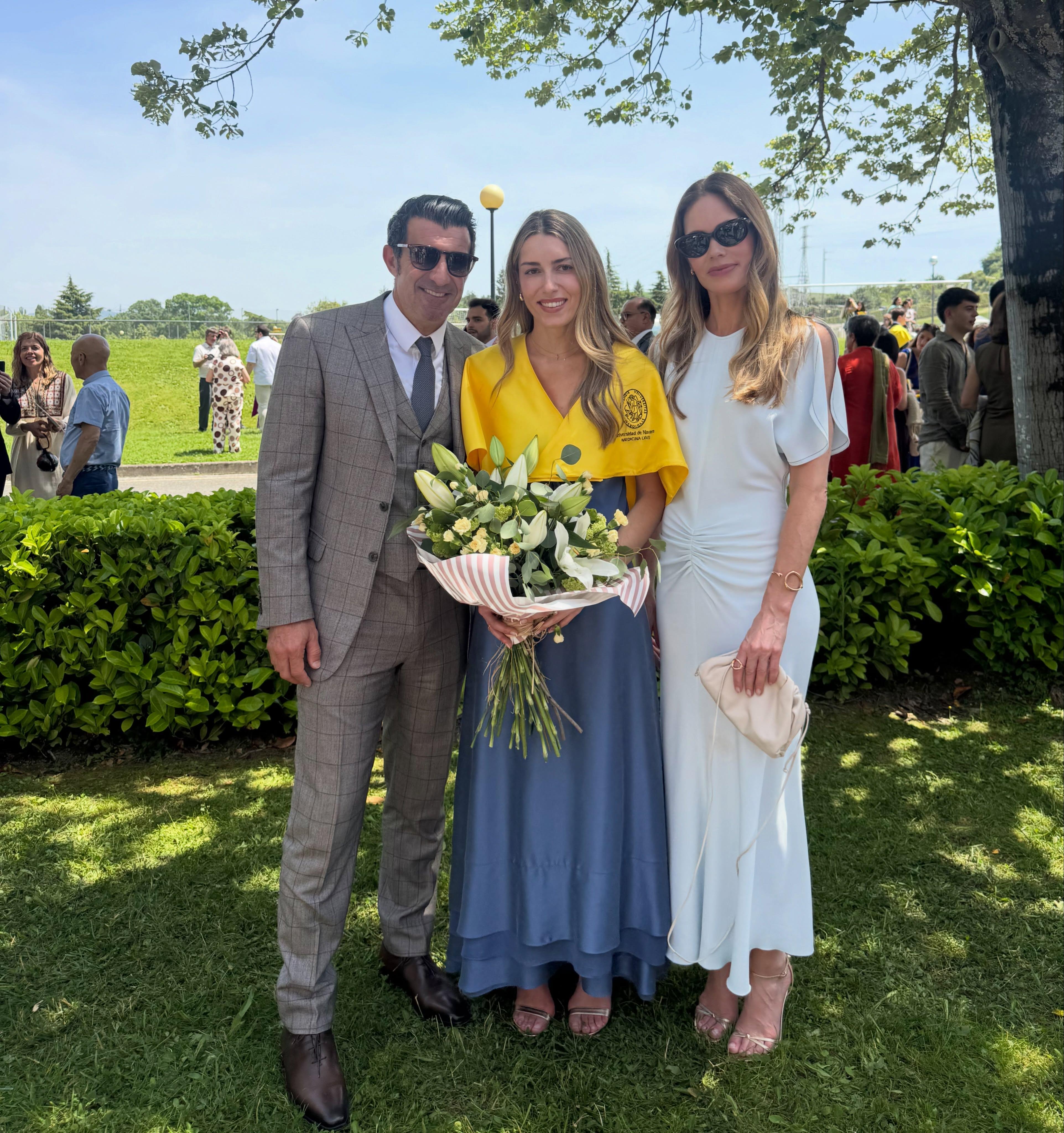 As imagens da cerimónia de formatura da filha mais velha de Figo (Facebook)