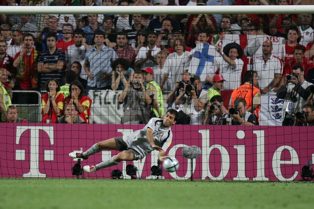 Ricardo sem luvas: passaram-se 20 anos, mas os portugueses não esquecem