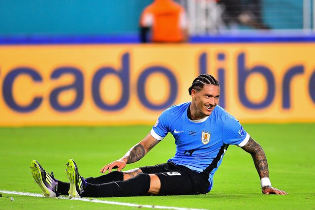 Darwin Núñez: «Vou sempre falhar cinco ou dez golos, mas vou tentar onze vezes»