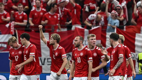 Dinamarca-Sérvia: um jogo que vale um lugar nos 'oitavos'