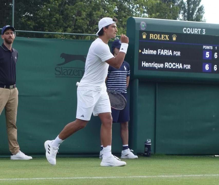 Henrique Rocha vence duelo português por acesso a Wimbledon