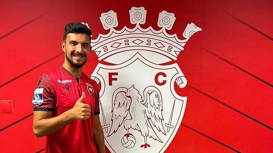 Bruno Pereira renova com o Penafiel