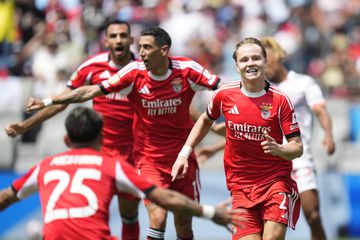Benfica de coração enorme merece bem esta glória (crónica)