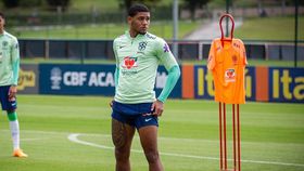 Mercado: médio do Flamengo no Sporting por empréstimo com opção de €4 milhões