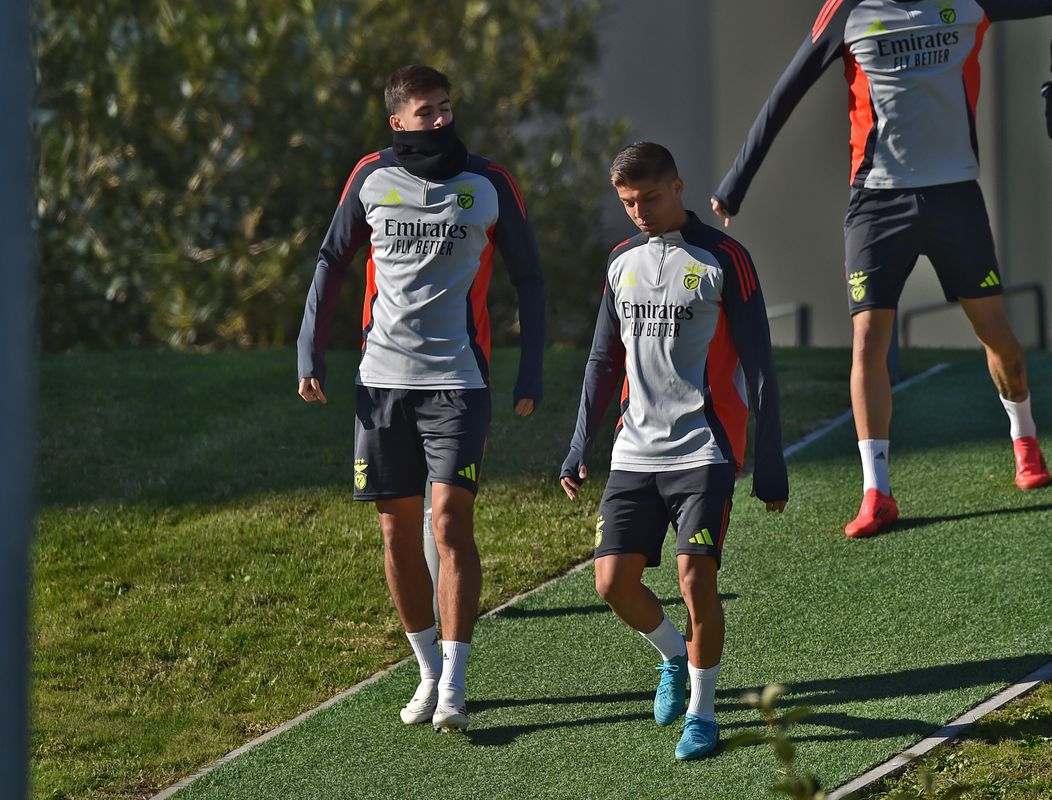 Benfica: Diogo Prioste rendido a Di María