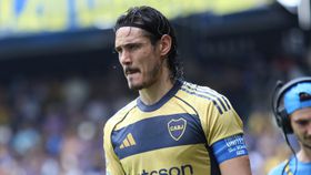 Cavani ainda aziado com o Benfica: «É passado, mas é o que mais nos irrita»