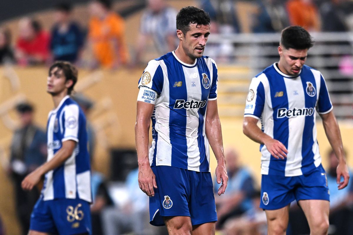 FC Porto-Al Ahly, 4-4 Iván Marcano: «Este jogo acaba por ser o reflexo um reflexo da época»