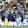 Boca sem dentes para Auckland tão tenrinho