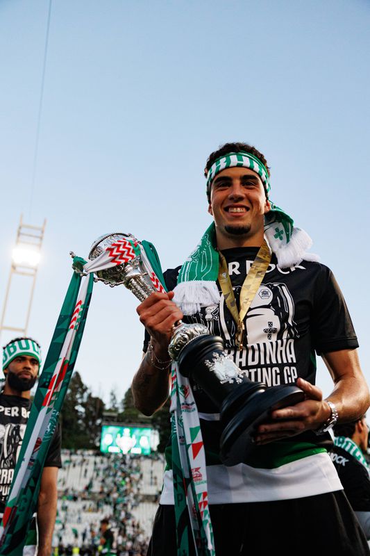 Mercado oficial: Diogo Pinto no Estrela até 2028 e pode ter novo concorrente