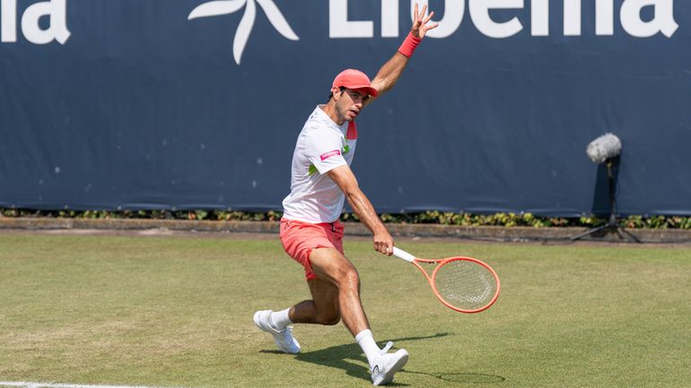 Borges segue para a segunda ronda em Eastbourne