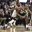 Khris Middleton aqui ao serviço dos Milwaukee