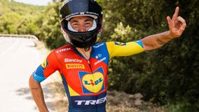 Antigo piloto de MotoGP vai estrear-se em equipa do WorldTour