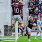 O festejo de Cláudio Braga, ao estilo de Cristiano Ronaldo, leva os adeptos do Hearts à loucura. O capitão da Seleção nacional é o ídolo do gaiense e o sonho é, obviamente, jogar a seu lado - Foto: IMAGO