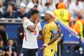 Bellingham e Jordan Ayew