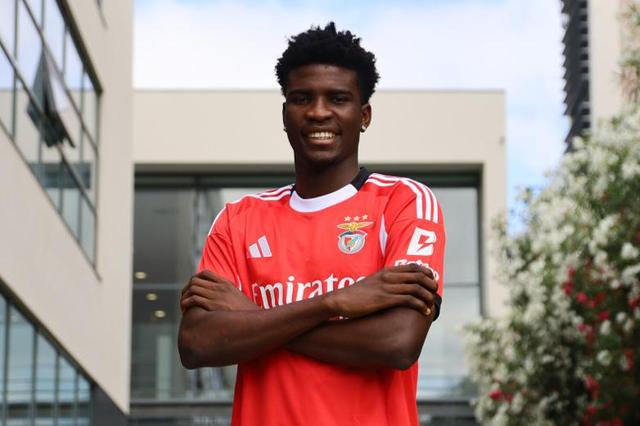Peter Edokpolor, avançado do Benfica (foto: SL Benfica)