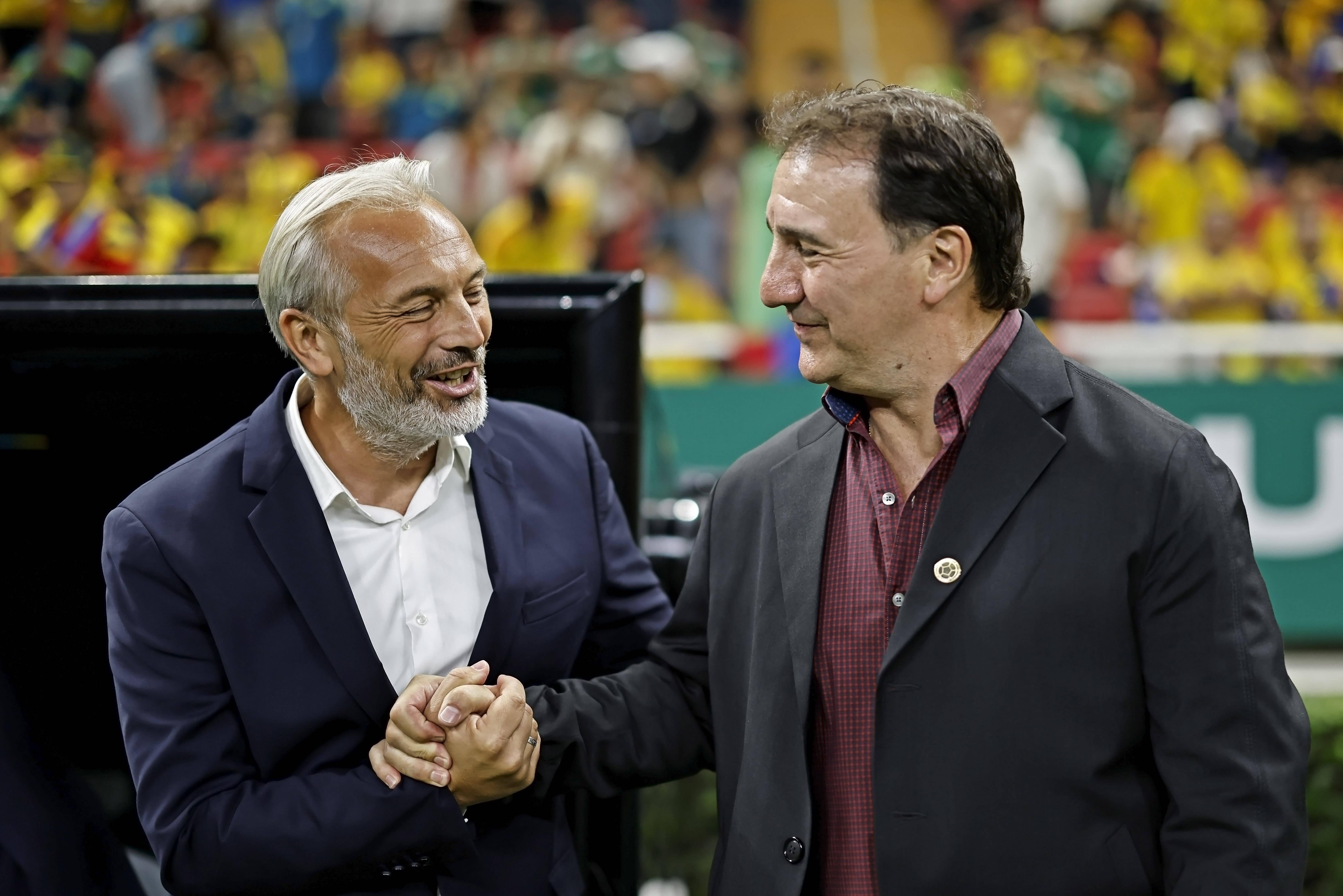 Os selecionadores Sebastien Desabre e Nestor Lorenzo - As melhores imagens do Colômbia-DR Congo - Imago