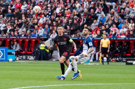 Grimaldo e Fábio Vieira na Bundesliga