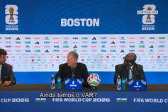 «Ainda há VAR no Mundial? Se calhar foi tomar um café, eu também gosto...»