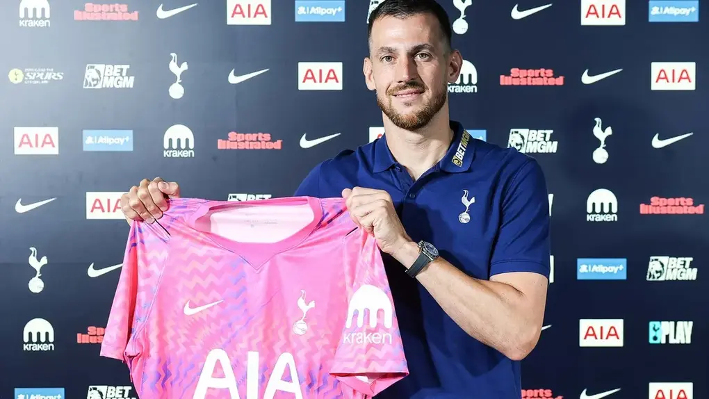 Martin Dúbravka junta-se ao plantel dos spurs a partir de 1 de julho