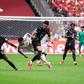 Stephen Eustáquio, capitão do Canadá, no jogo frente ao Qatar