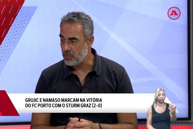 «FC Porto tem tido a sorte de alguns jovens estarem a mostrar qualidade e continua a ter equipa»