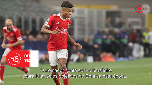 A Bola em 59 segundos: Schmidt conta com Neres