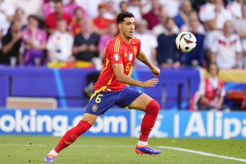 Atlético de Madrid, à espera de Félix, faz mira a Mikel Merino e Conor Gallagher