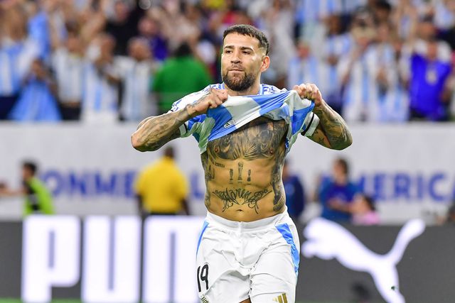 Otamendi reage à polémica: «O que aconteceu faz-nos sentir revoltados e impotentes»